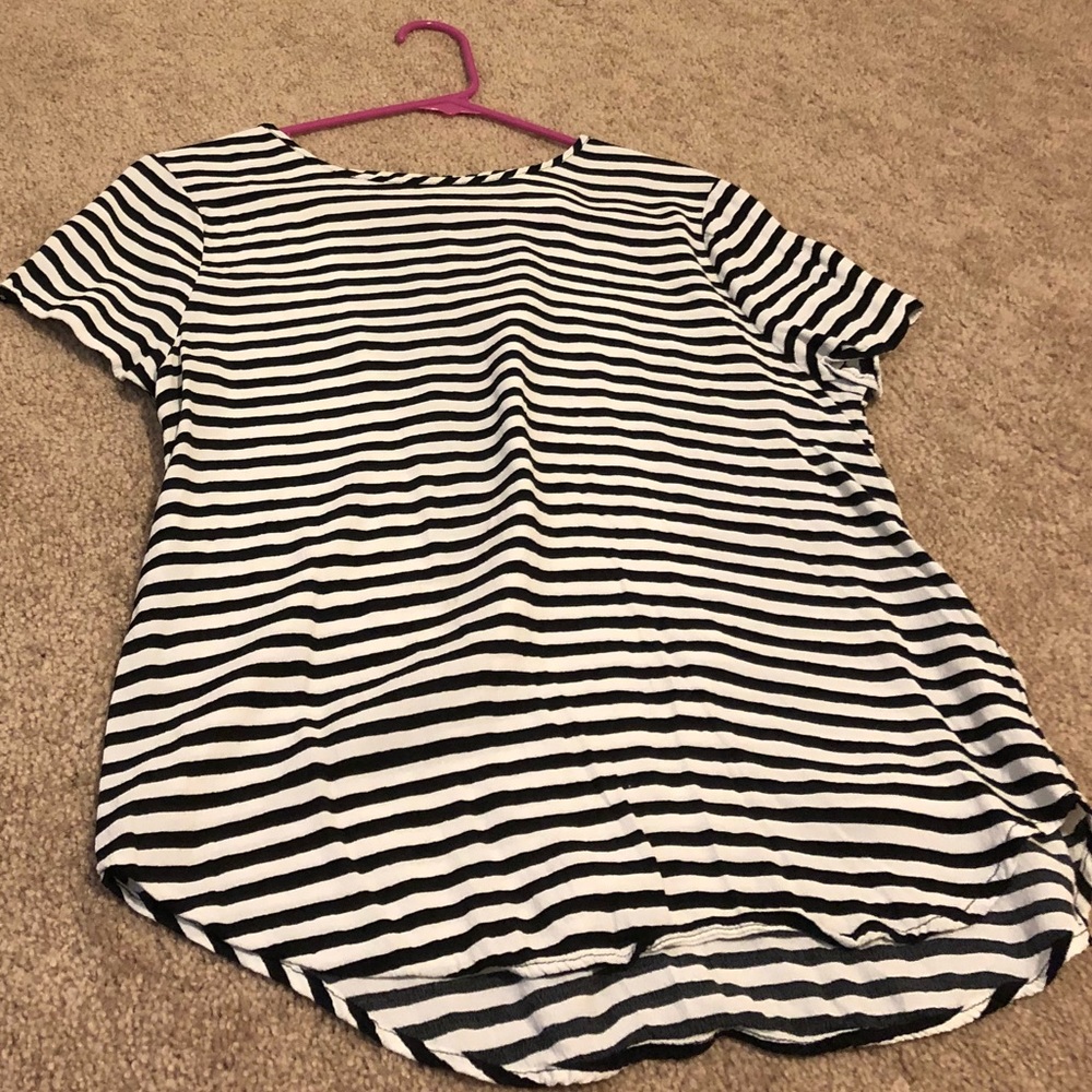 striped black and white tee
